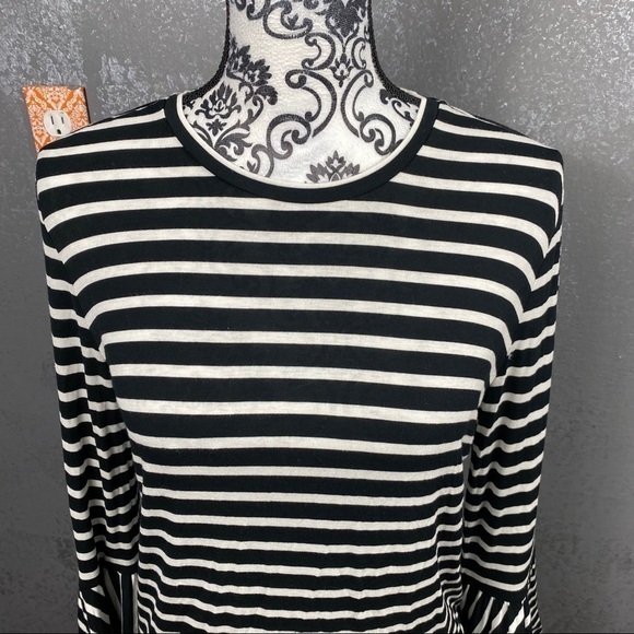 Stella & Dot Maette Avery striped Bell Sleeve Top - Picture 4 of 11